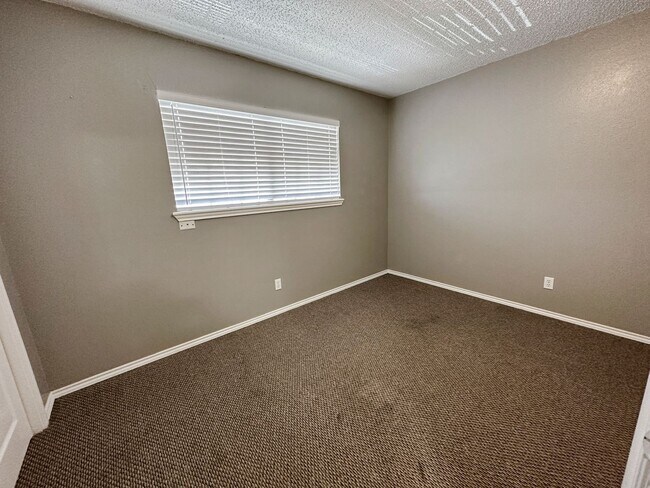 Foto del edificio - 1901 W Jackson Ave