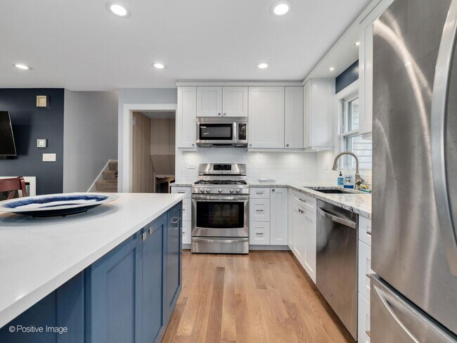 Foto del edificio - 5735 Virginia Ave