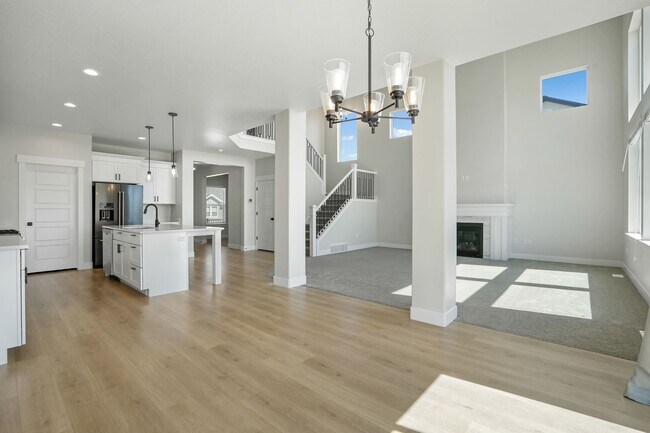 Foto del edificio - Pet-Friendly Upgraded 4-Bedroom Home with ...