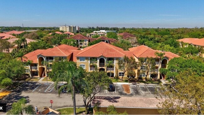 Foto del edificio - 5560 NW 61st St