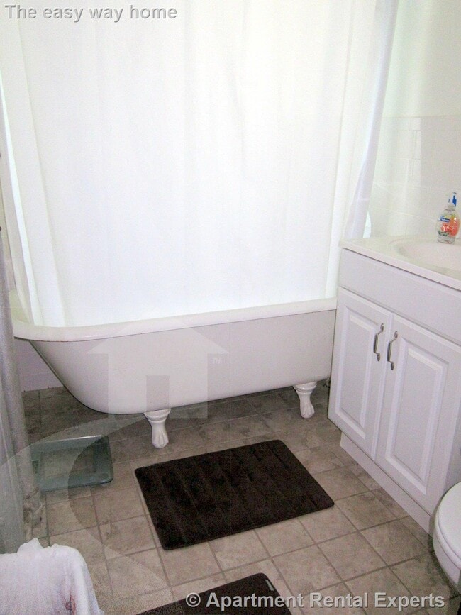 Building Photo - 155 Summer St