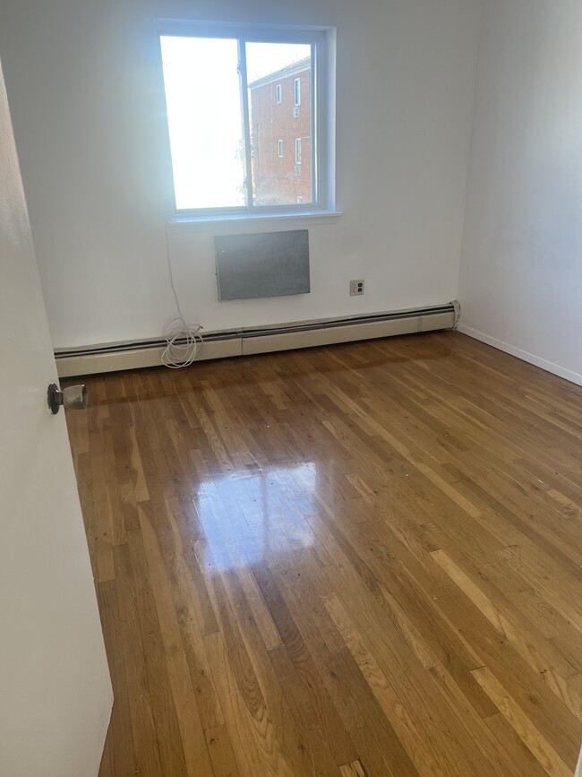 Building Photo - 240 Blair Ave
