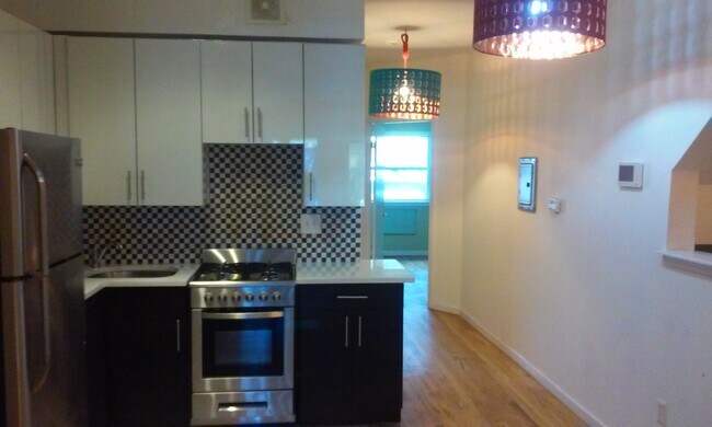 Foto del edificio - 271 Hull St