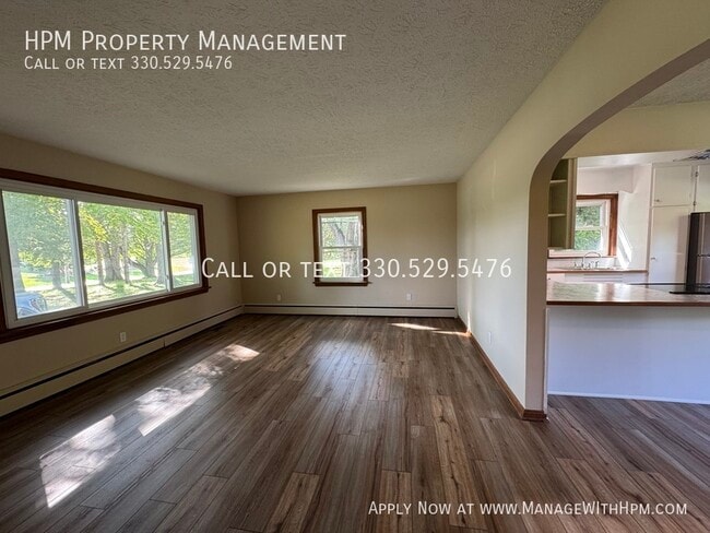 Foto del edificio - 5811 Strausser St NW