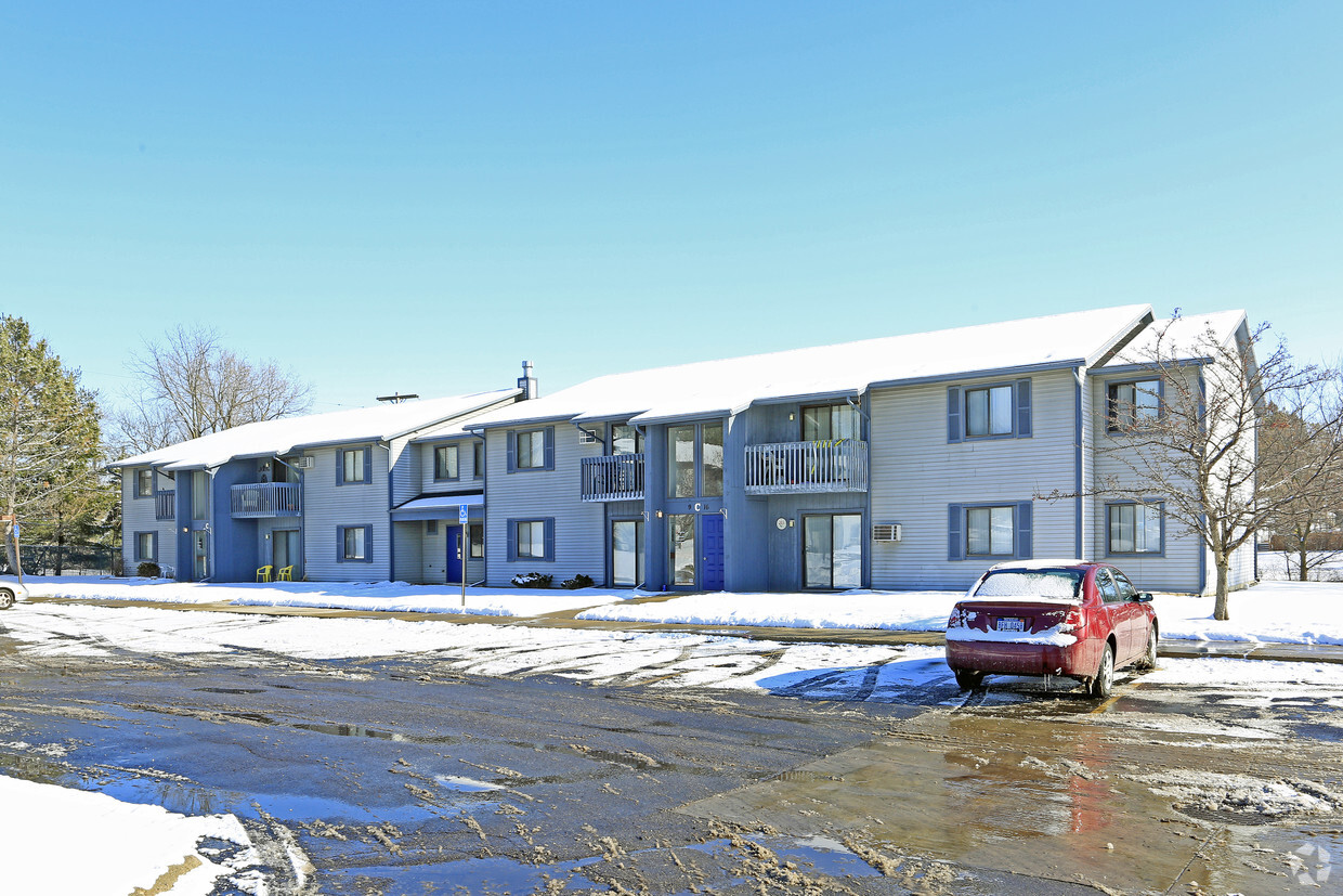 Building Photo - Clairewood Apartments