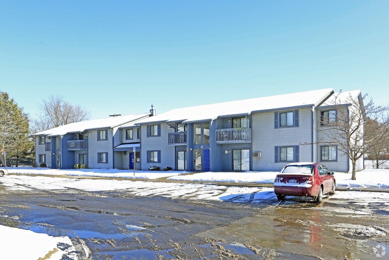 Foto del edificio - Clairewood Apartments