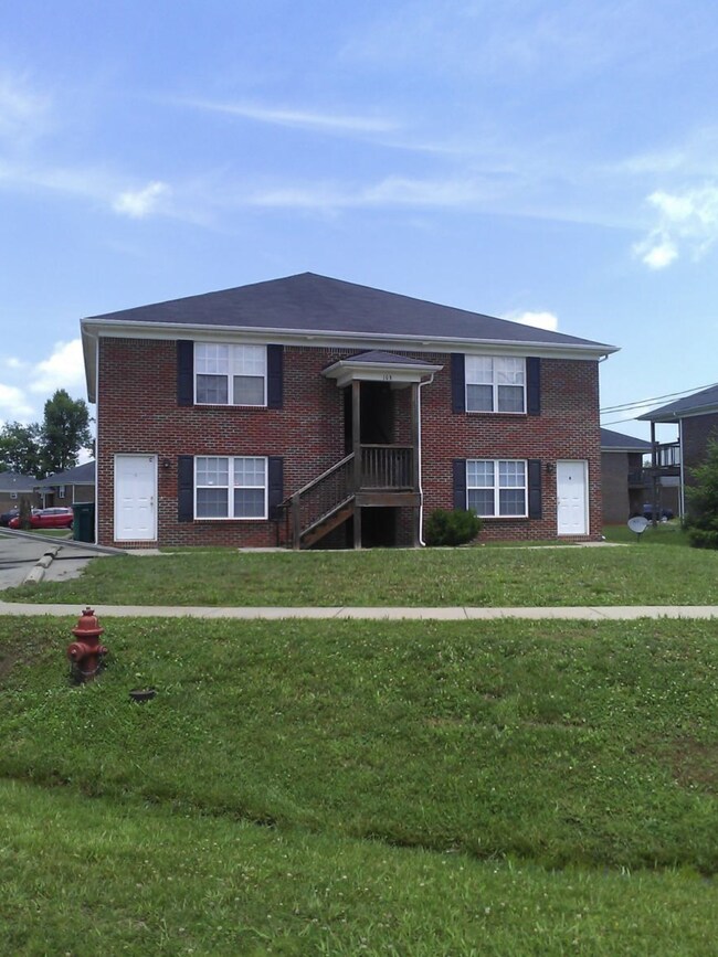 Foto del edificio - 104 Stockton Ct