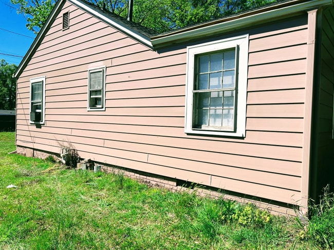 Photo - 2409 S Miami Blvd (Durham, NC) House