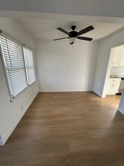 Foto del edificio - 2101 N Kenwood St