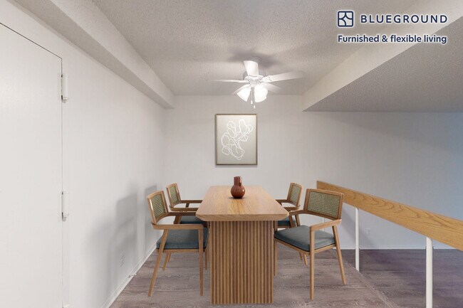Foto del edificio - 2950 Van Ness St NW