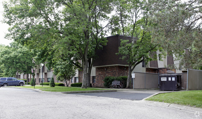 Building Photo - La Luz Apartments