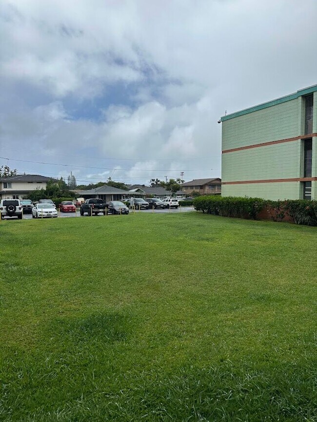 Foto del edificio - Lalawai Hale 2 bedroom, 1 bath, 1 uncovere...