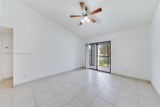 Building Photo - 10361 SW 150th Ct