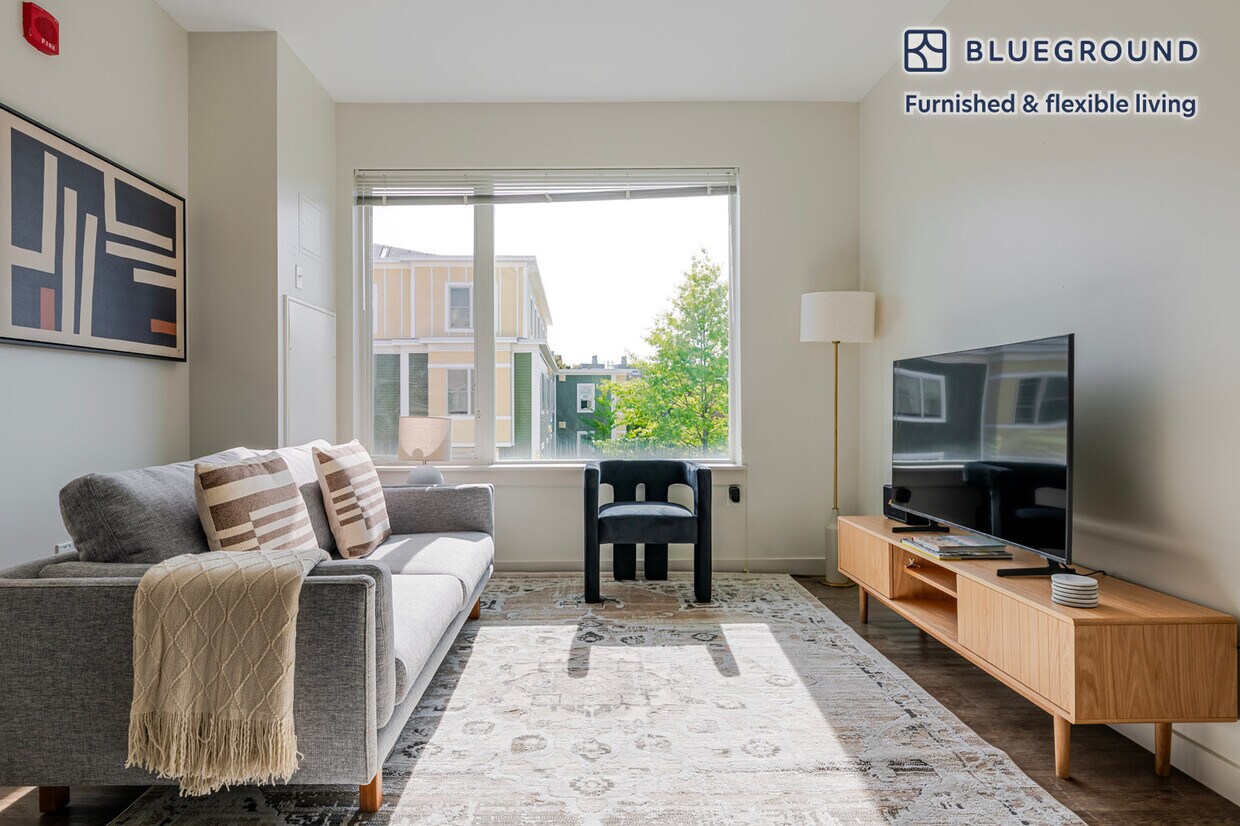 Foto principal - 240 Sidney St