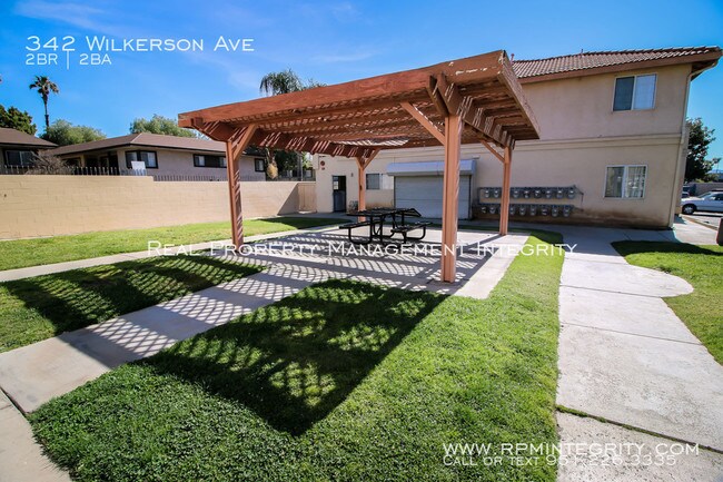 Foto del edificio - 2 bedroom 2 bath apartment in Perris