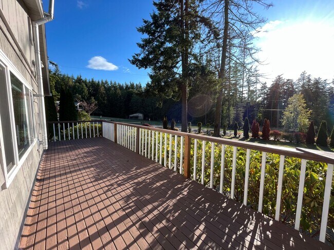 Foto del edificio - 2 Bed 2 Bath House with Breathtaking View ...