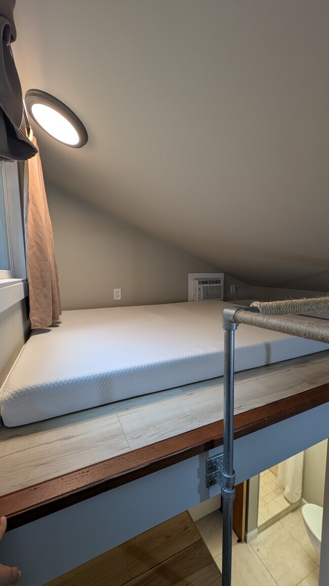 Foto del edificio - 1630 Murphy St