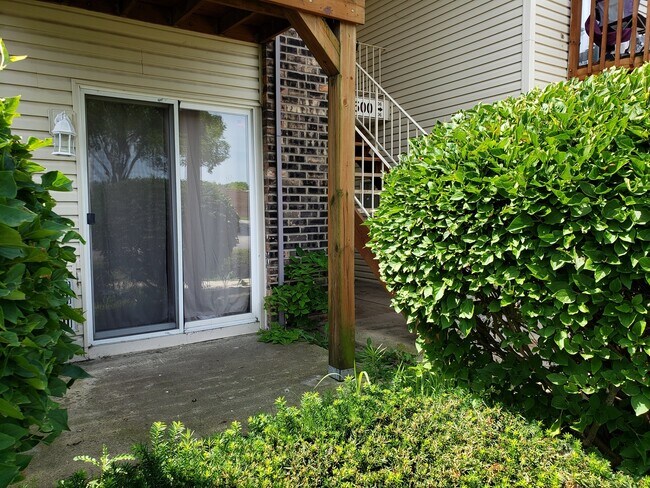 Building Photo - 2500 Light Road