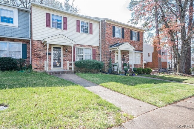 Building Photo - 3021 Waddington Dr