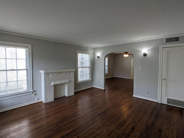 Building Photo - 5637 Ellsworth Ave