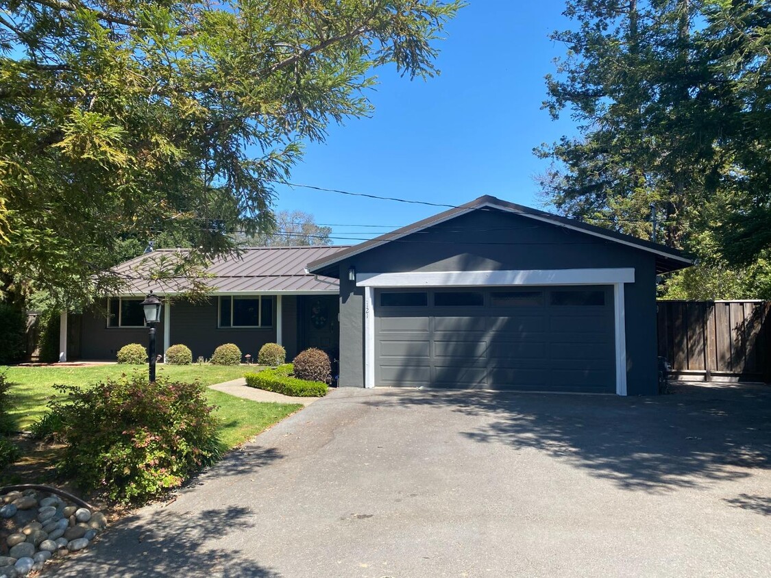 121 Cima Way, Portola Valley, CA 94028 House Rental in Portola Valley