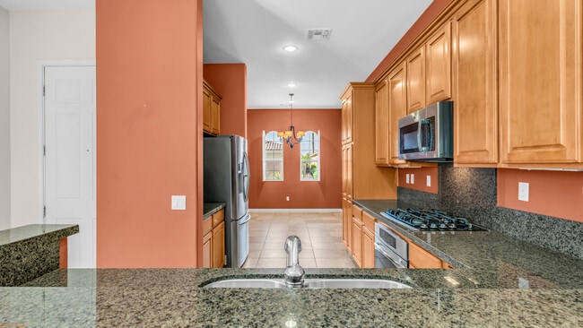 Building Photo - 81612 Avenida Parito