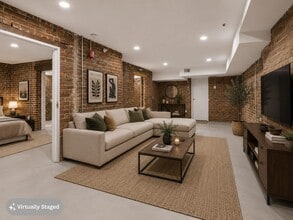 Building Photo - 7 E Franklin St