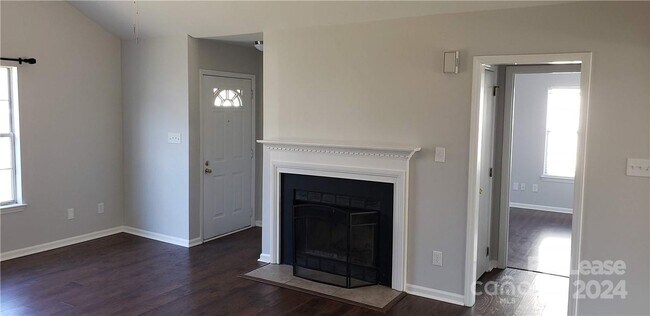 Building Photo - 13704 Loch Loyal Dr