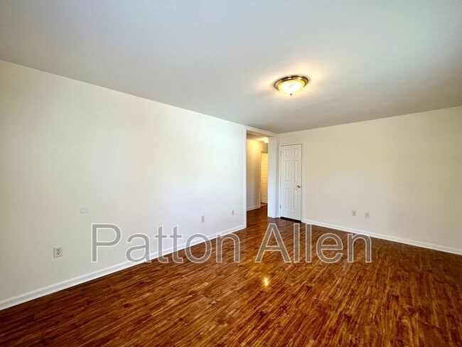 Foto del edificio - 30 Branning St