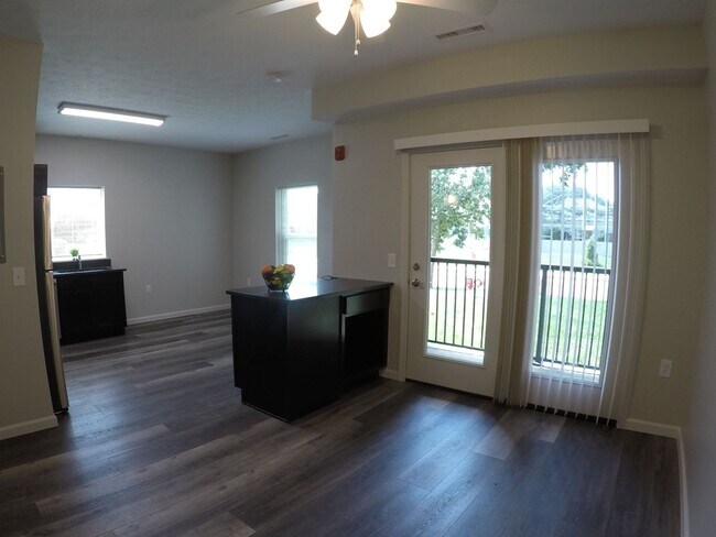Foto del interior - 234 Marsteller St.
