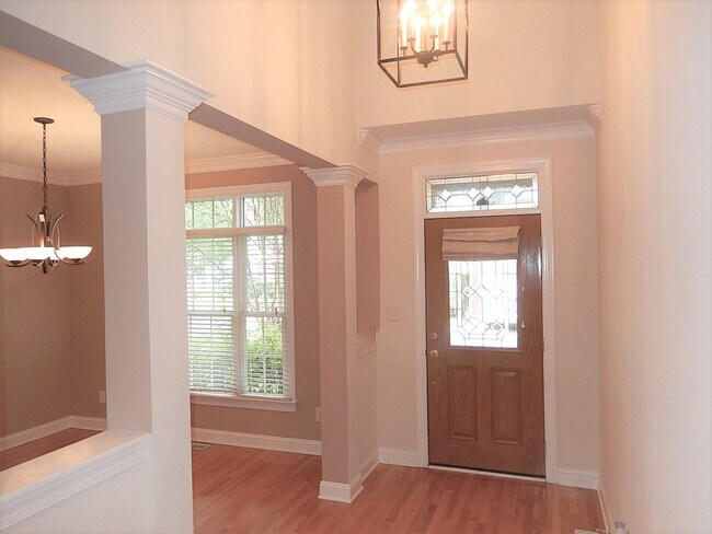Foto del edificio - 7369 Fontana Ridge Ln