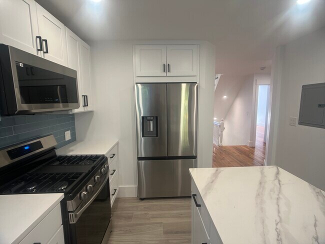 Foto del edificio - 452 Centre St