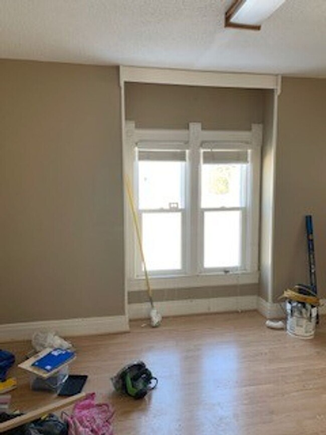 Building Photo - FIVE BR, 2 BA HOUSE in Jesup