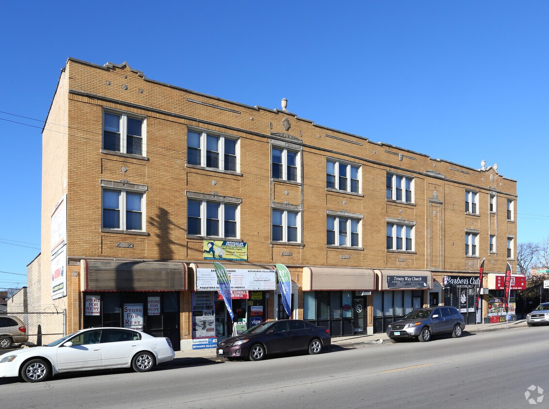 Foto principal - 2916-2926 W Pulaski Rd