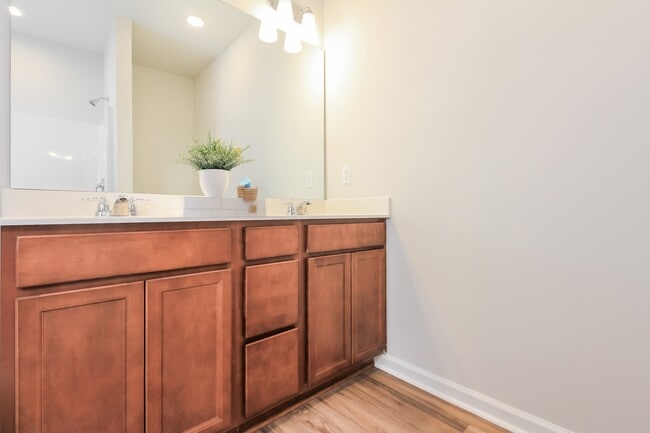 Foto del edificio - 2896 Summer Townes Wy