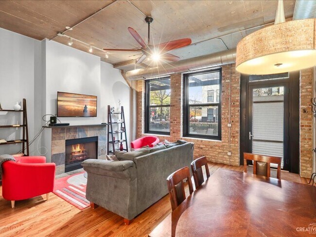 Foto del edificio - 1111 W 15th St