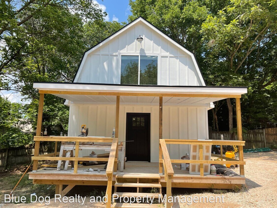 Primary Photo - 1 br, 1 bath House - 148 1/2 Centennial Ave