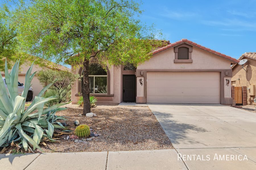 Foto principal - 4230 W Diamond Butte Ct