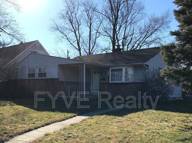 Building Photo - 3301 Scottwood Rd
