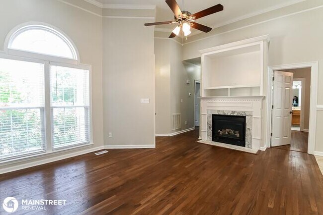 Foto del edificio - 210 GEM DR, KNIGHTDALE, NC 27545