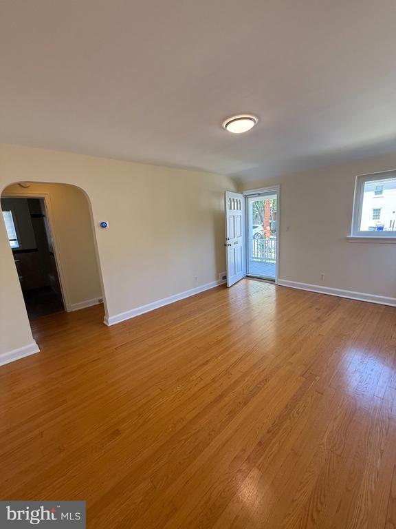 Foto del edificio - 4616 Rosedale Ave