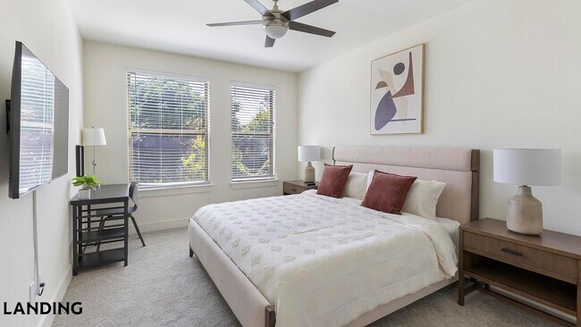 Foto del edificio - 5200 White Settlement Rd