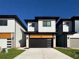 Building Photo - 33110 Willow Hts Ln
