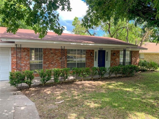 Building Photo - 11303 Titian Dr