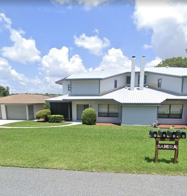 Foto del edificio - Updated 2BR/2.5BA Townhome w/ Office + Gar...