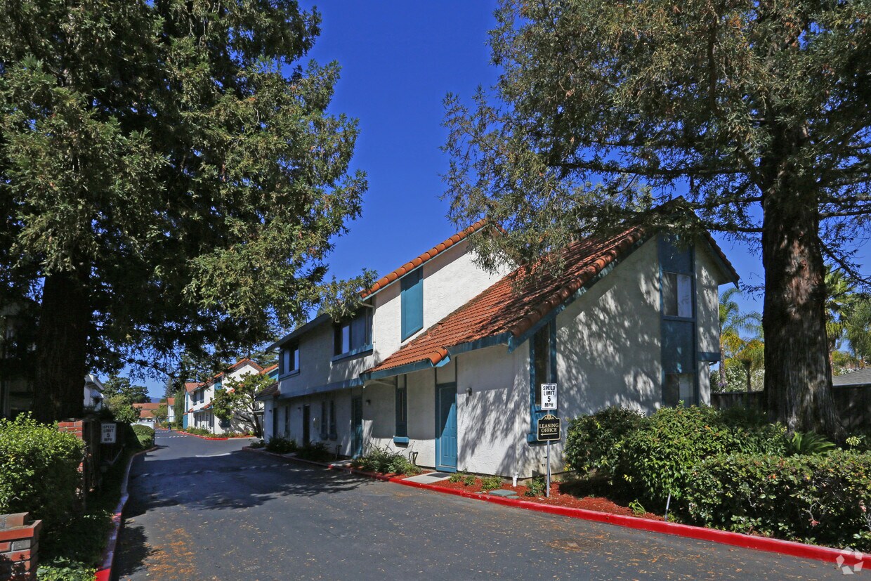 Foto del edificio - Casa de Rosa Apartments