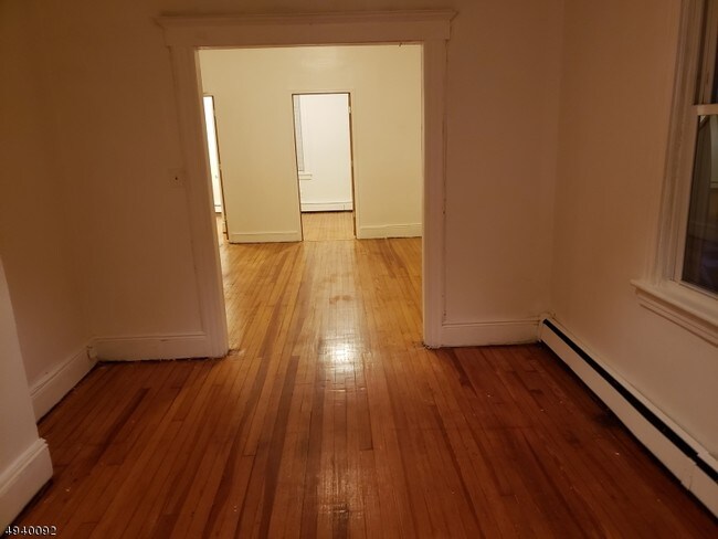 Foto del edificio - 560 Paulison Ave