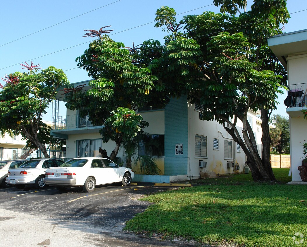 Foto del edificio - Glades Apartments