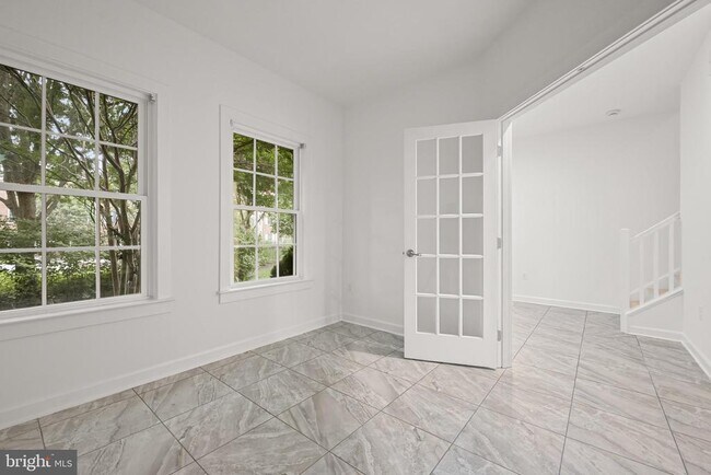 Foto del edificio - 8120 Westside Blvd