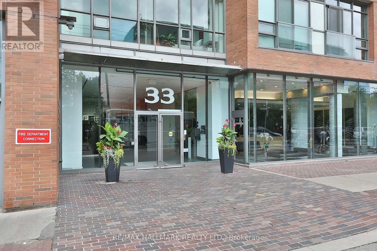 Primary Photo - 33 Mill St
